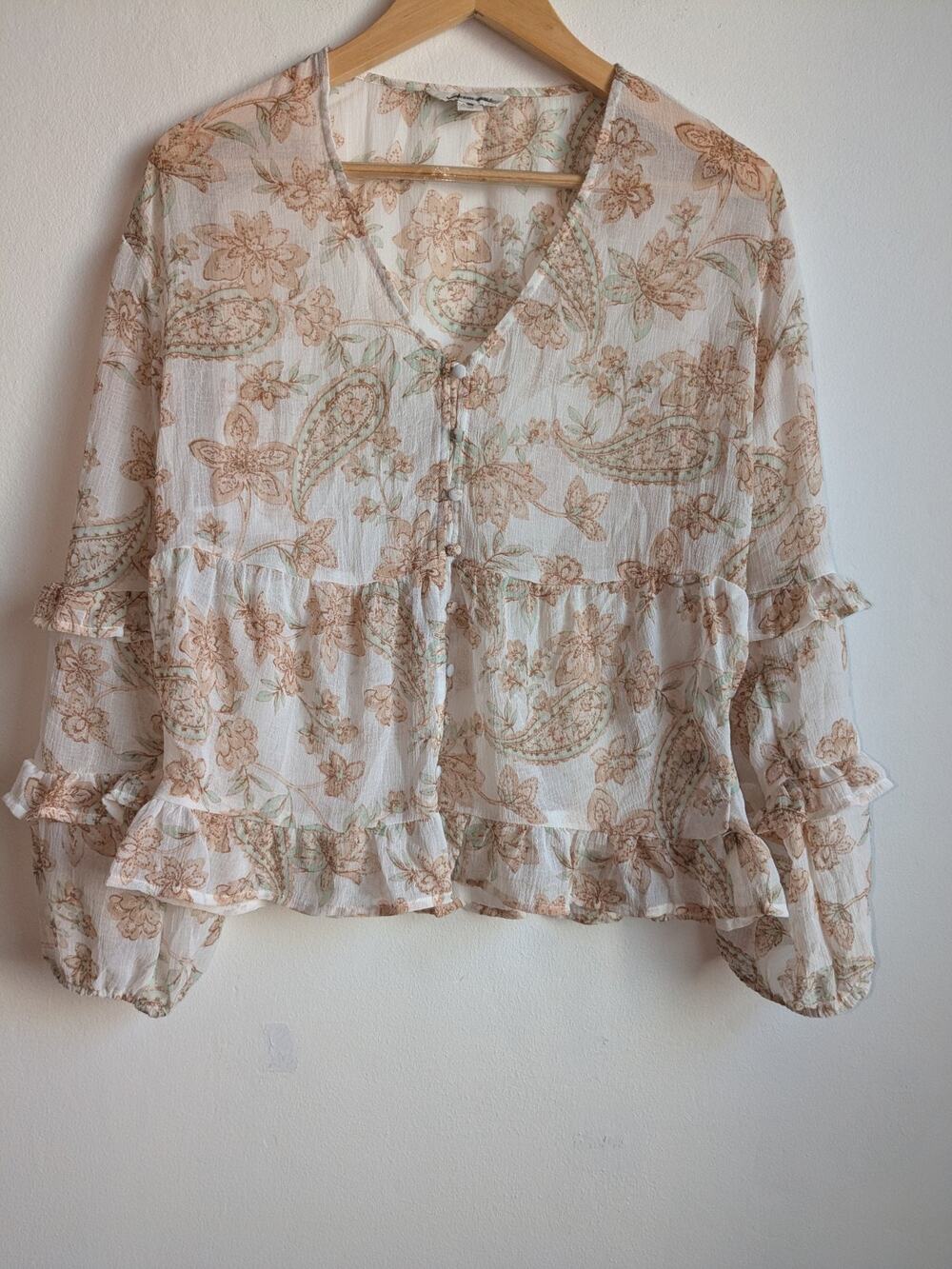American Eagle Womens Long Ruffle Sleeve Paisley Tassel Blouse Top Size M EUC